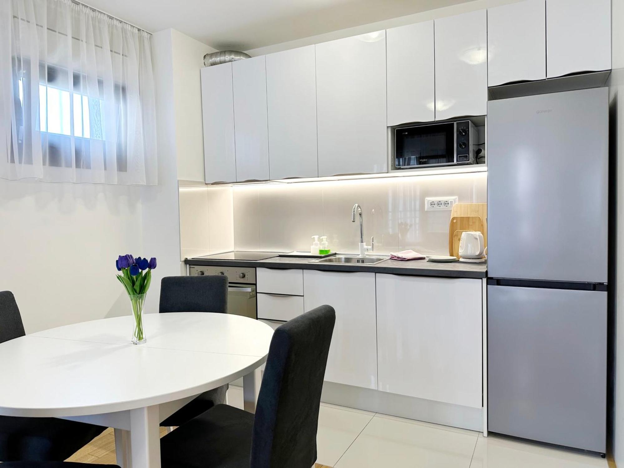 S'Akvarel 1 & 5 - Private Garage Apartment Split Bagian luar foto